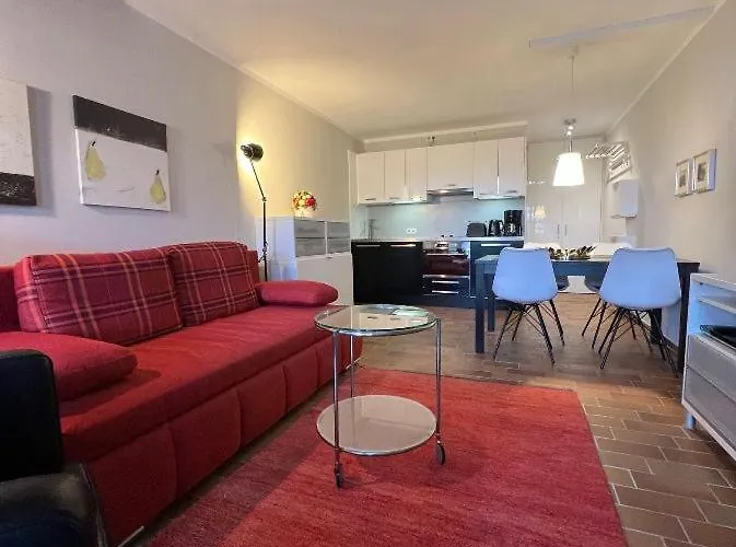 Appartement Parkblick App. 4 *